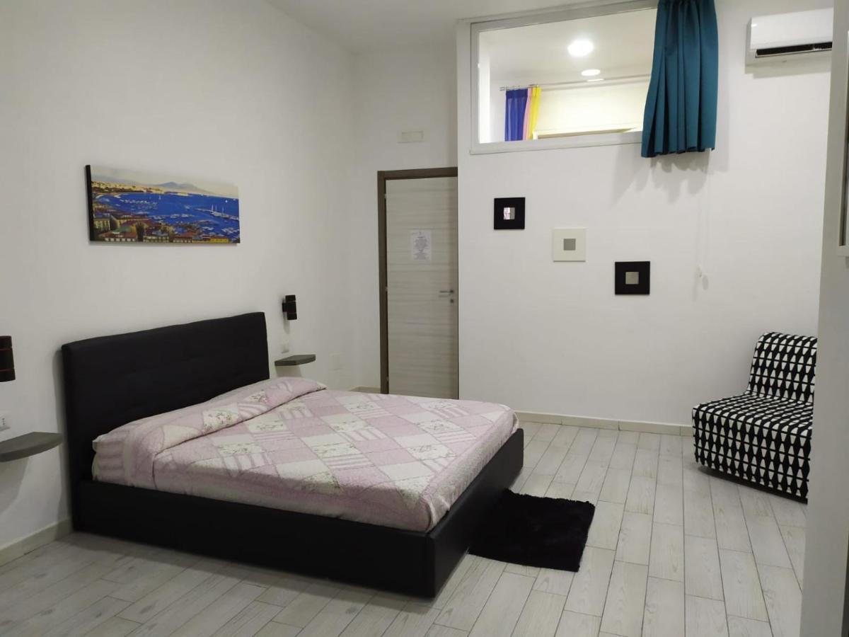 Dora'S House Otel Napoli Dış mekan fotoğraf