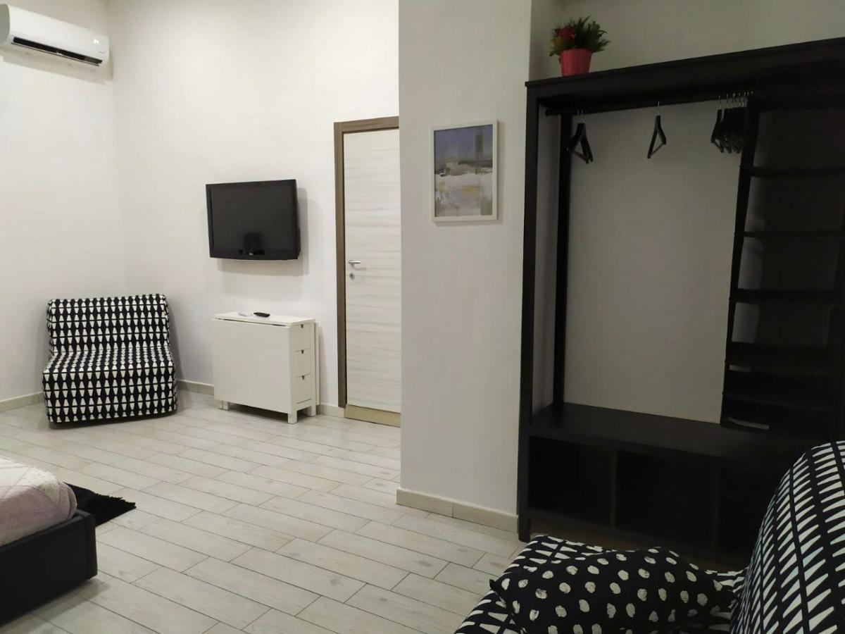 Dora'S House Otel Napoli Dış mekan fotoğraf