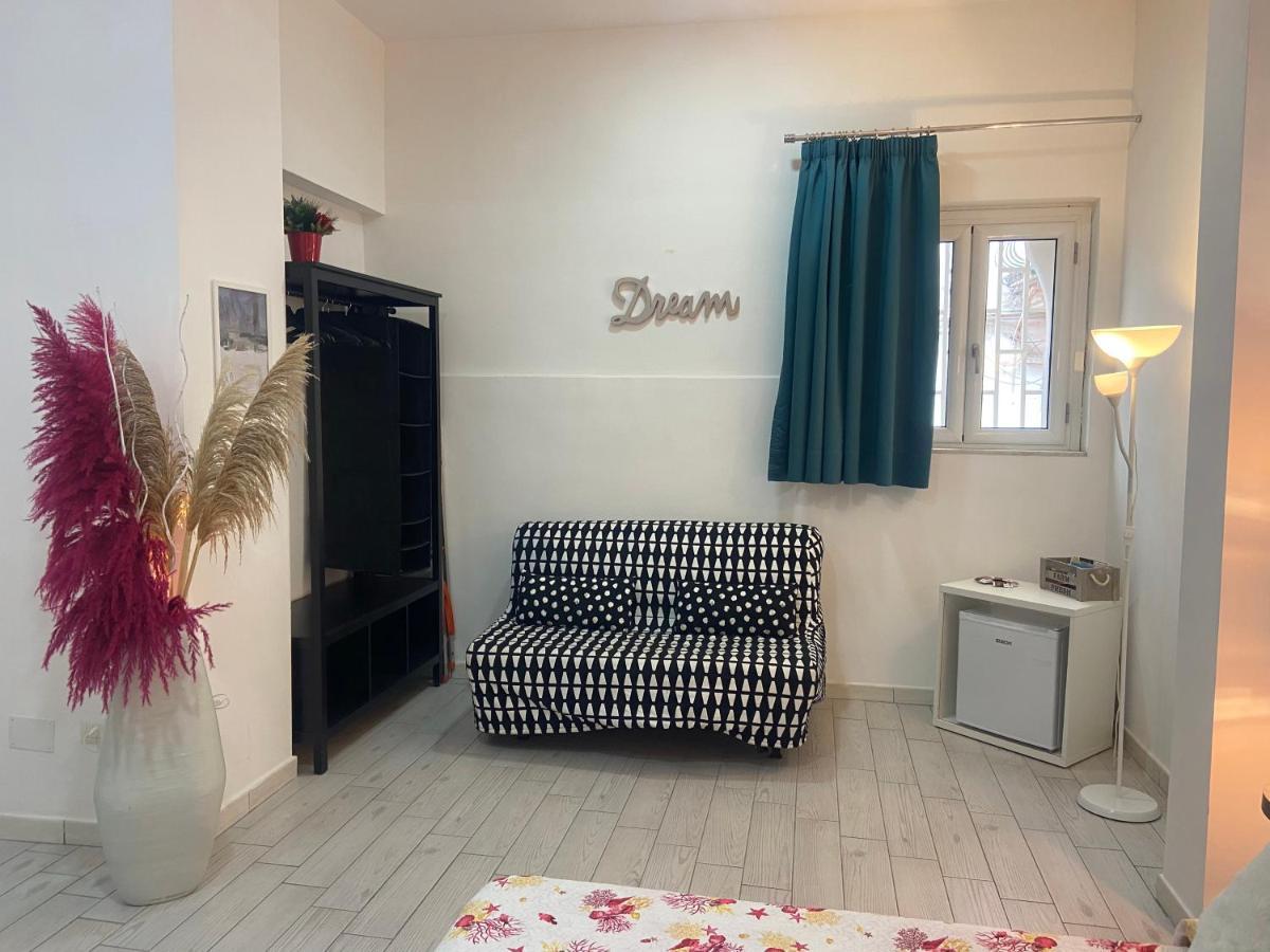 Dora'S House Otel Napoli Dış mekan fotoğraf