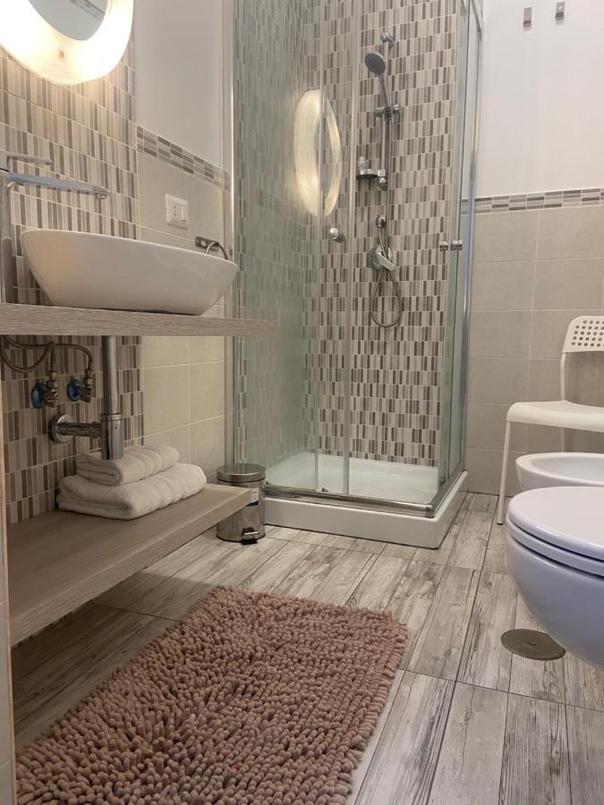 Dora'S House Otel Napoli Dış mekan fotoğraf