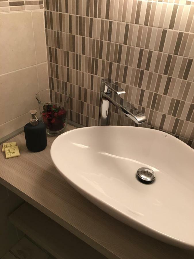 Dora'S House Otel Napoli Dış mekan fotoğraf