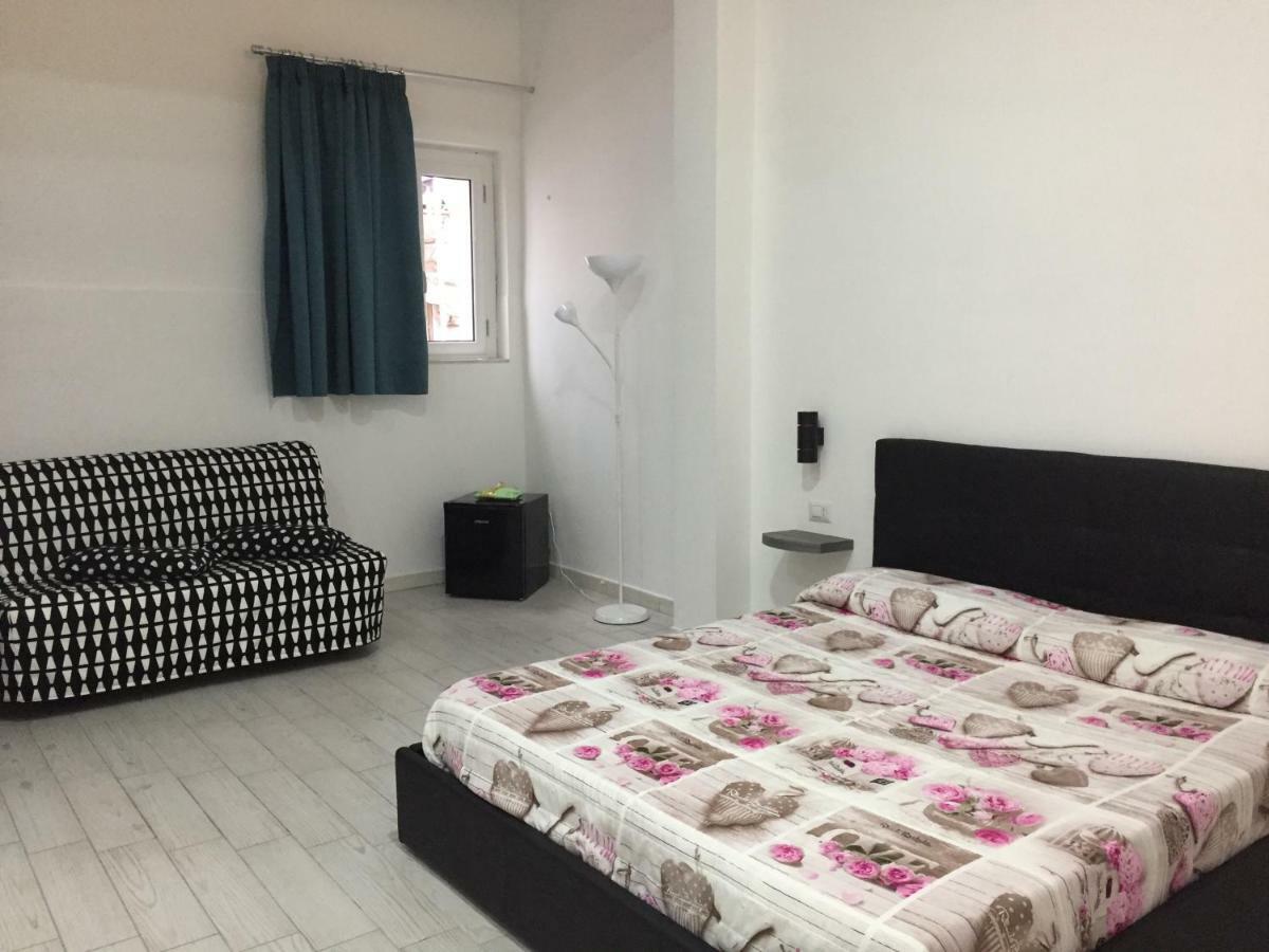 Dora'S House Otel Napoli Dış mekan fotoğraf